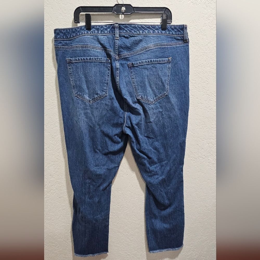 Torrid High Rise Straight Jean Size 18 R Distressed Denim - Picture 2 of 8